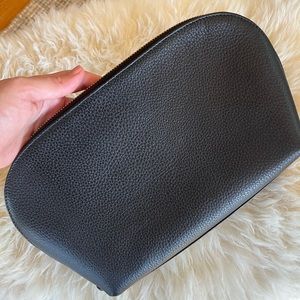 Large Black Cuyana Travel Case Leather